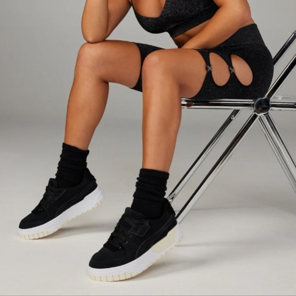 Savage X Fenty🩶Bawdy Double Knit Bike Shorts SIZE L - Picture 2 of 9